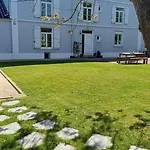 La Carte Postale Oda ve Kahvaltı 4*